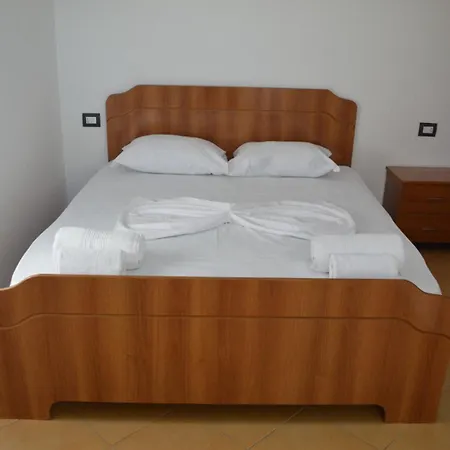 Villa E & M Vlore Room photo