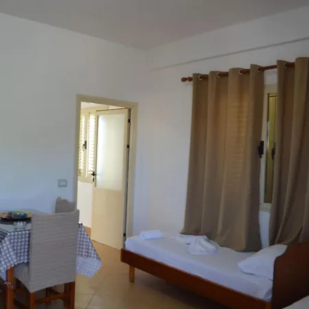 Villa E & M Vlore Room photo